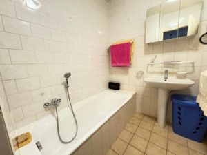 1768815672_VA1954_2_original